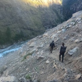 trek route to tsum valley and manaslu circuit trek